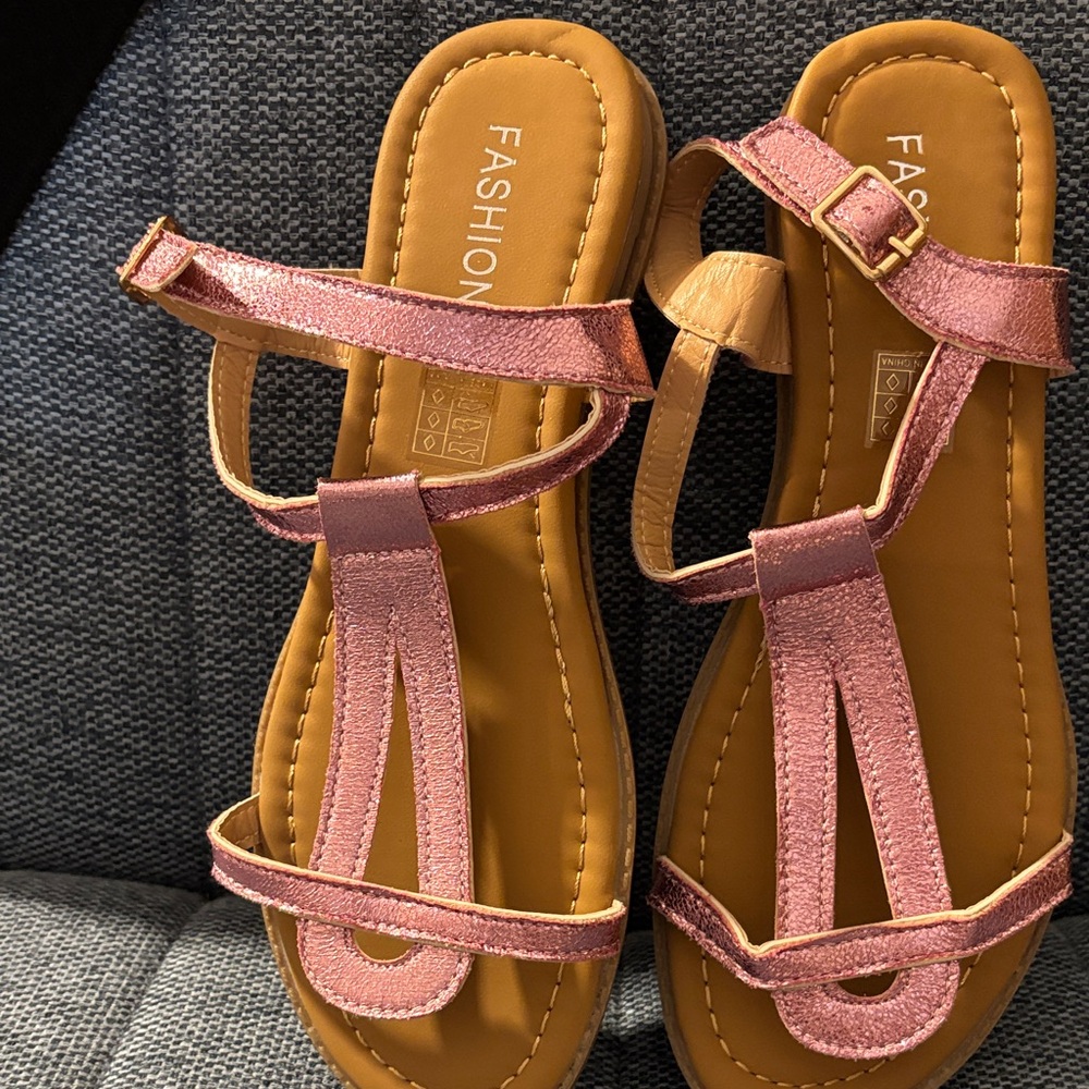 Pink metallic Women's Sandals
